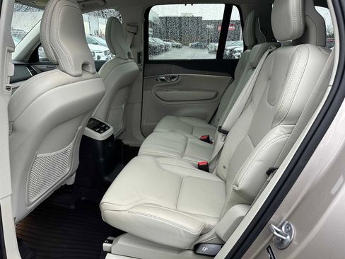 Certified 2023 Volvo XC90 T8 Ultimate image 15