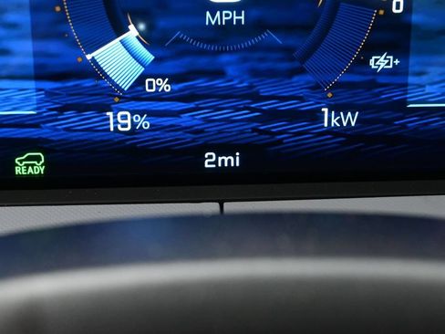 New 2027 Chevrolet Bolt LT w/ Comfort Package FWD image 42