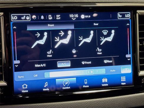 Used 2023 Chrysler Pacifica Touring-L image 19