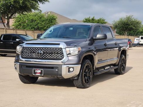 Used 2021 Toyota Tundra SR5 w/ SR5 Leather Package RWD image 11