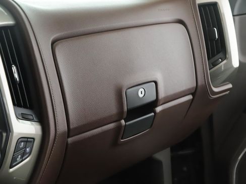 Used 2016 Chevrolet Silverado 1500 High Country w/ High Country Premium Package AWD/4WD image 20
