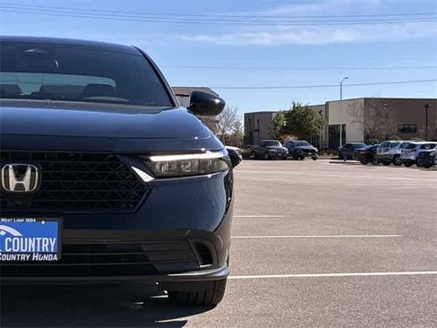 Used 2024 Honda Accord Sport image 11