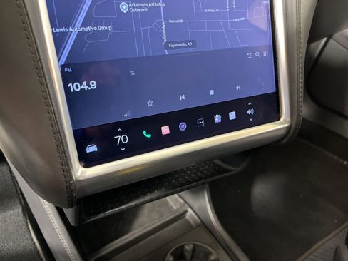 Used 2013 Tesla Model S Performance RWD image 32