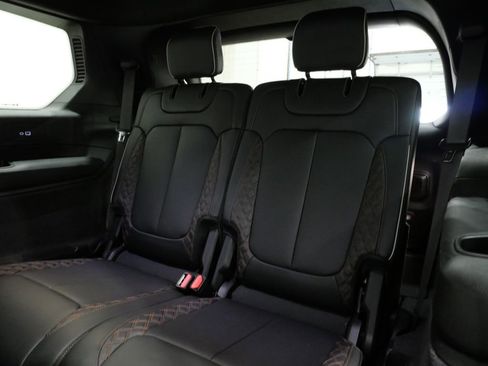 Used 2022 Jeep Grand Cherokee L Summit image 28