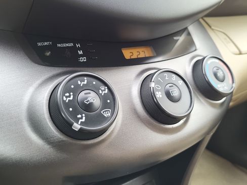 Used 2009 Toyota RAV4 UP image 22