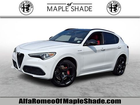 Used 2023 Alfa Romeo Stelvio Veloce AWD/4WD image 1
