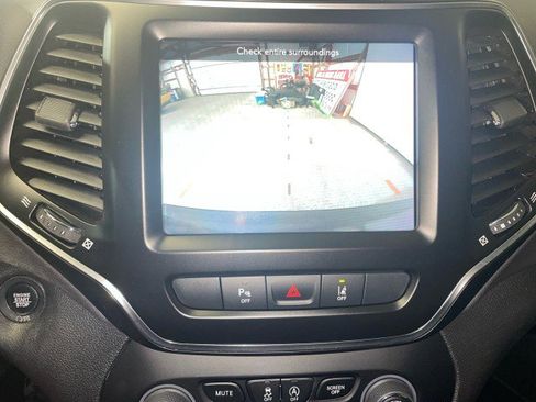 Used 2021 Jeep Cherokee Latitude Lux 80th Anniv w/ Quick Order Package 26U 80TH image 25