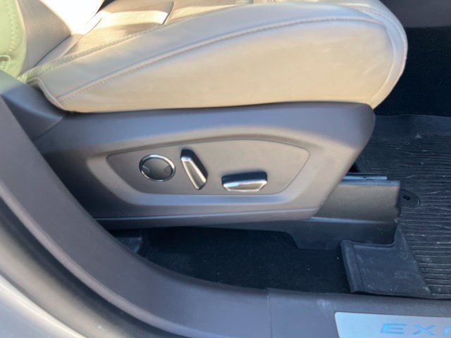 Used 2020 Ford Explorer Platinum AWD/4WD image 31