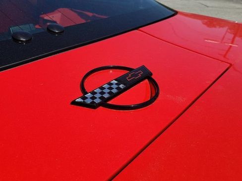 Used 1994 Chevrolet Corvette Coupe RWD image 11