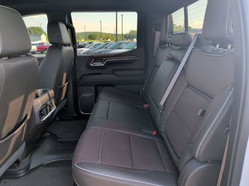 Used 2023 GMC Sierra 1500 Denali w/ Denali Reserve Package AWD/4WD image 6