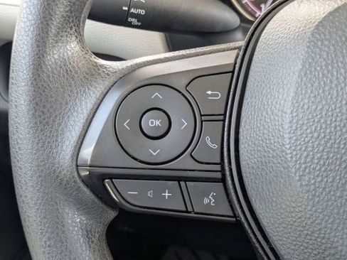 Used 2024 Toyota RAV4 XLE w/ Convenience Package FWD image 32
