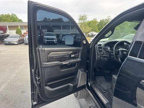 Used 2020 RAM 2500 Limited image 25