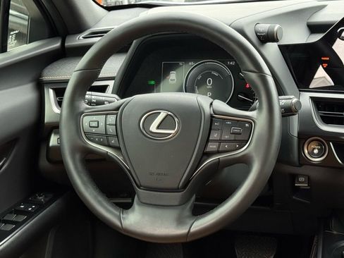 Used 2023 Lexus UX 250h FWD w/ Premium Package image 28