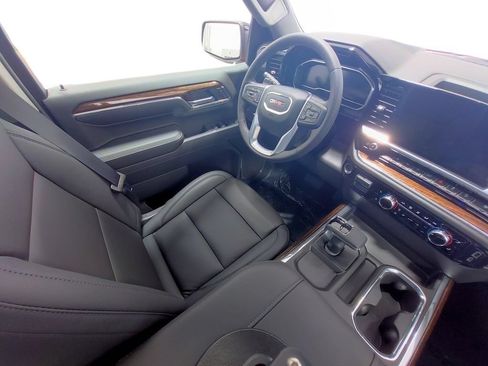 Certified 2023 GMC Sierra 1500 Elevation w/ Elevation Premium Package AWD/4WD image 11