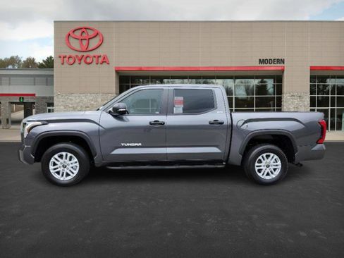 New 2024 Toyota Tundra SR5 image 18