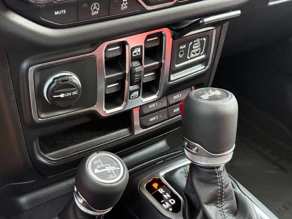 New 2026 Jeep Wrangler Unlimited Sahara AWD/4WD image 26