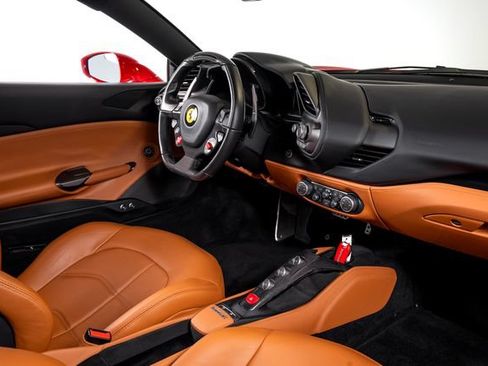 Certified 2018 Ferrari 488 GTB RWD image 50