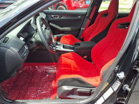 Used 2024 Honda Civic Type R image 4