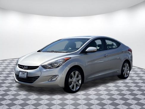 Used 2013 Hyundai Elantra Limited FWD image 3