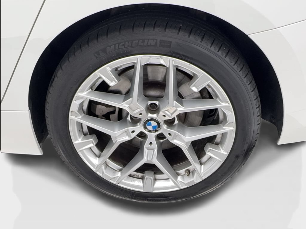 Used 2025 BMW 330i Sedan RWD image 13