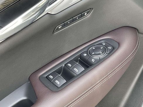 Certified 2023 Cadillac XT6 Premium Luxury image 17