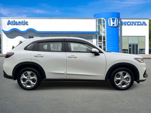 Certified 2025 Honda HR-V LX image 4