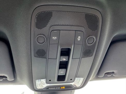 Used 2020 Audi Q3 2.0T Premium Plus w/ Premium Plus Package image 41