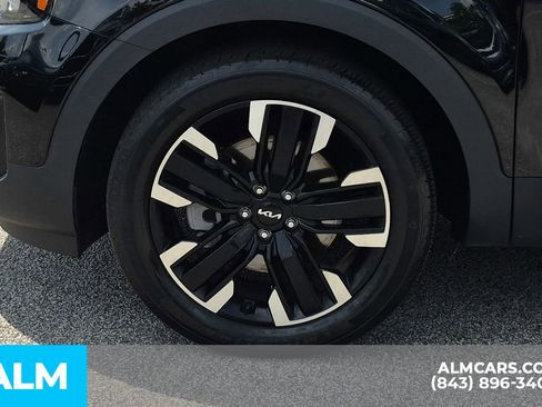 Used 2025 Kia Telluride SX Prestige AWD/4WD image 14