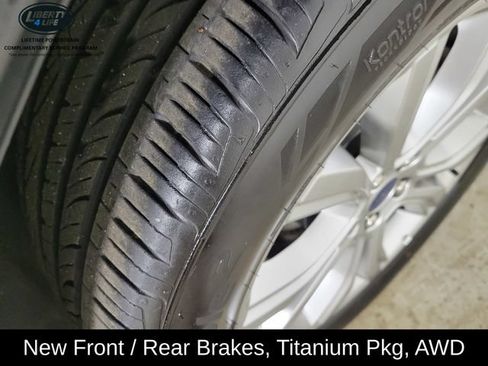 Used 2022 Ford Edge Titanium AWD/4WD image 11