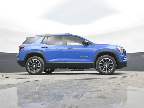 New 2026 GMC Terrain Elevation w/ Elevation Premium Package image 43