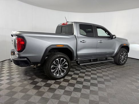 Used 2024 GMC Canyon Denali AWD/4WD image 5