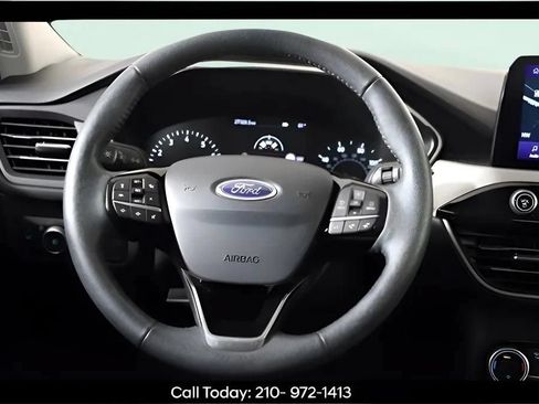 Used 2021 Ford Escape SEL FWD image 16