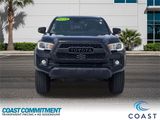 Used 2019 Toyota Tacoma TRD Off-Road image 2