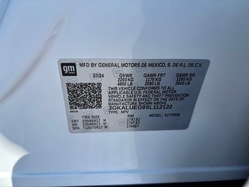 Used 2025 GMC Terrain Elevation w/ Technology Package II AWD/4WD image 14