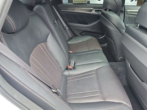 Used 2019 Genesis G80 3.3T Sport image 17