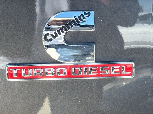 Certified 2022 RAM 2500 Limited image 19