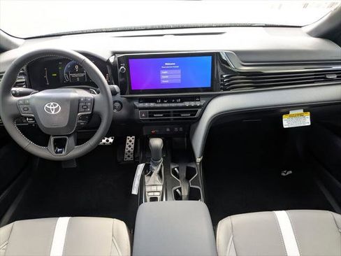 Certified 2026 Toyota Camry SE w/ Multimedia Upgrade Package FWD image 15