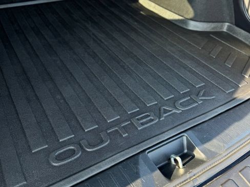 Used 2016 Subaru Outback 2.5i Limited w/ Popular Package #4 AWD/4WD image 38