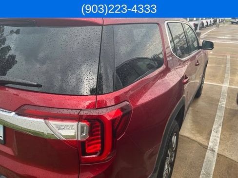 Used 2023 GMC Acadia SLE w/ Driver Convenience Package FWD image 7