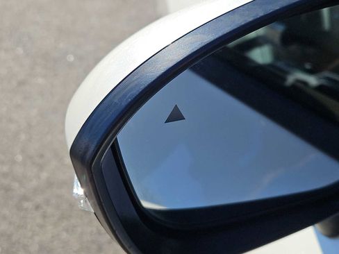 Used 2021 Nissan Rogue Platinum image 27