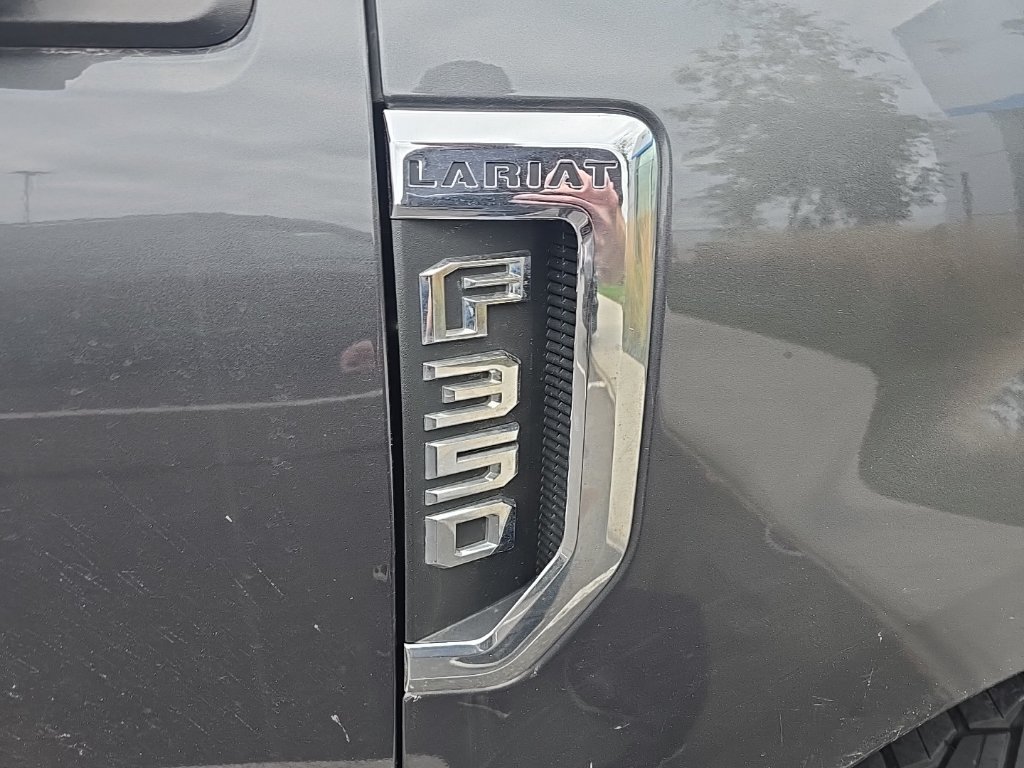 Used 2017 Ford F350 Lariat w/ Chrome Package AWD/4WD image 9