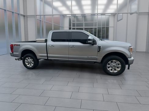 Used 2021 Ford F250 Platinum w/ FX4 Off-Road Package image 10
