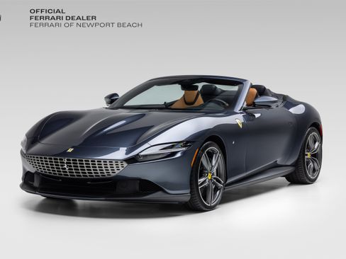 Used 2025 Ferrari Roma Spider RWD image 1
