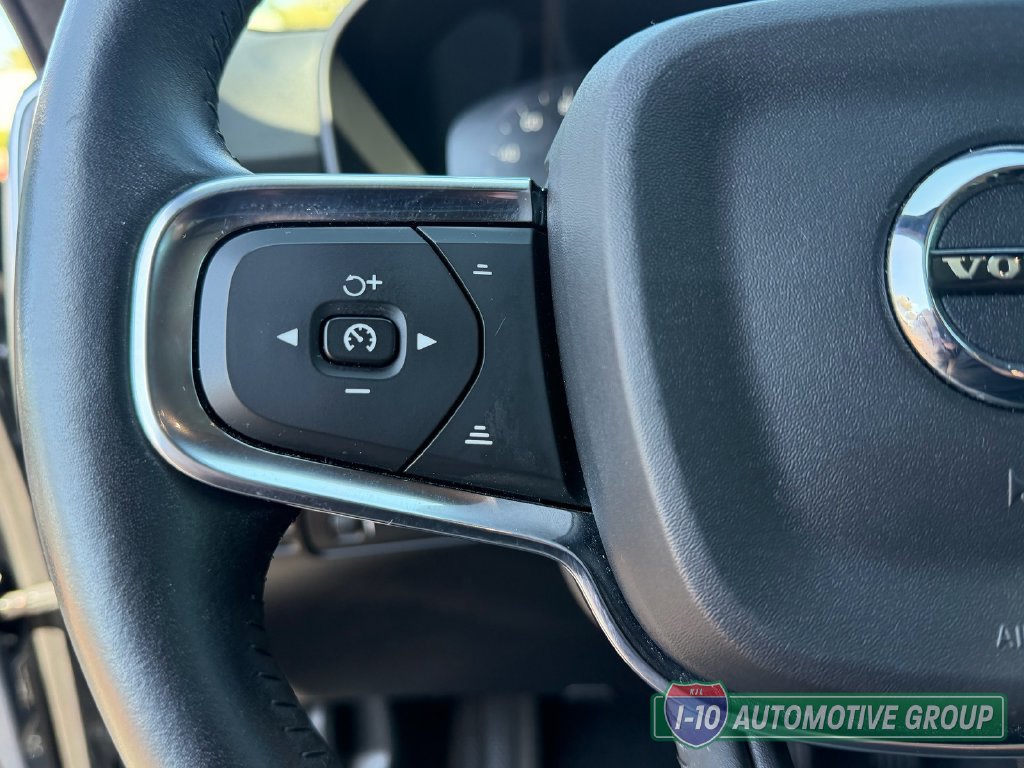 Used 2019 Volvo XC40 T5 Inscription AWD/4WD image 36