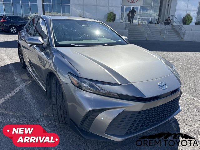 Used 2025 Toyota Camry SE w/ Convenience Package AWD/4WD image 14