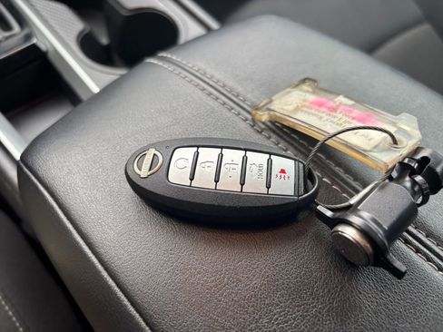 Used 2025 Nissan Altima 2.5 SV image 24