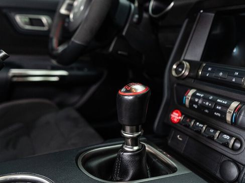 Used 2018 Ford Mustang Shelby GT350R w/ GT350R Equipment Group 920A RWD image 65