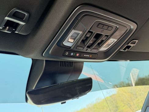 Used 2022 GMC Sierra 1500 AT4 w/ AT4 Premium Package AWD/4WD image 34