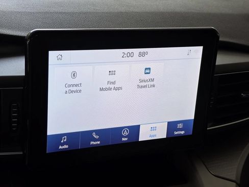 Used 2021 Ford Explorer XLT w/ Equipment Group 202A RWD image 18