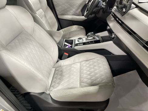 Used 2023 Mitsubishi Outlander SEL image 14